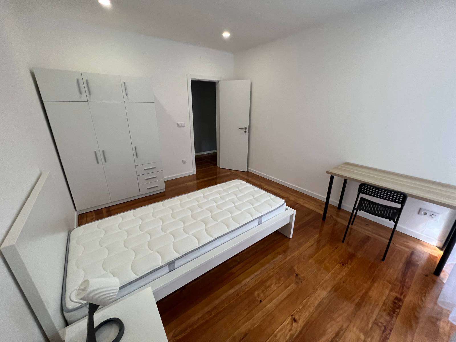 Quarto Single 3