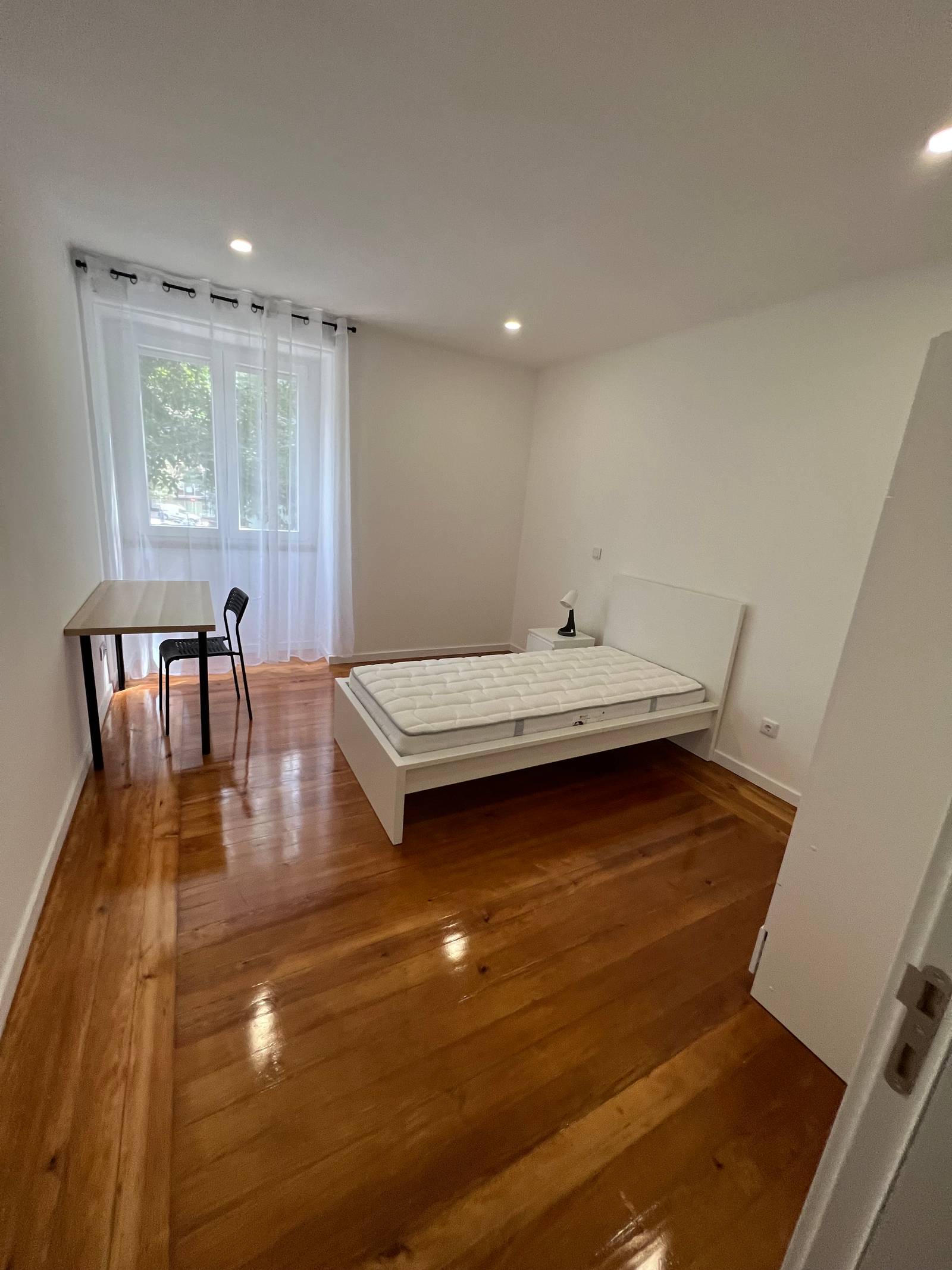 Quarto Single 3