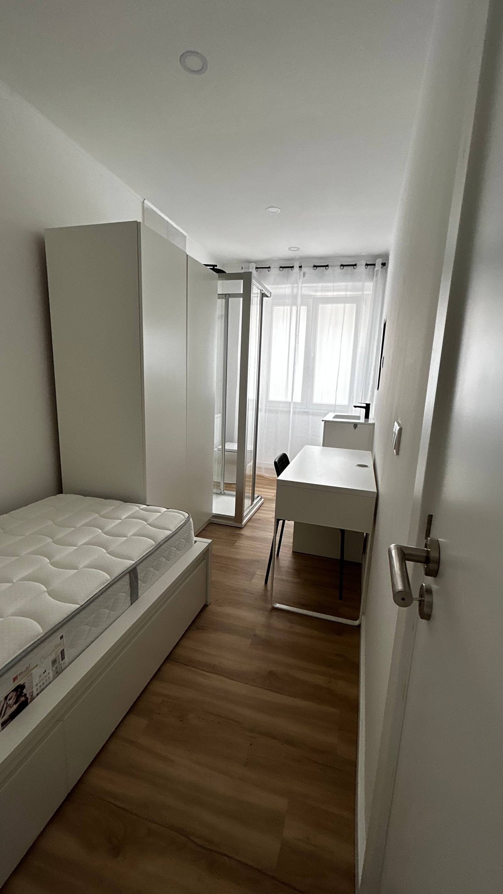 Quarto Suite 4